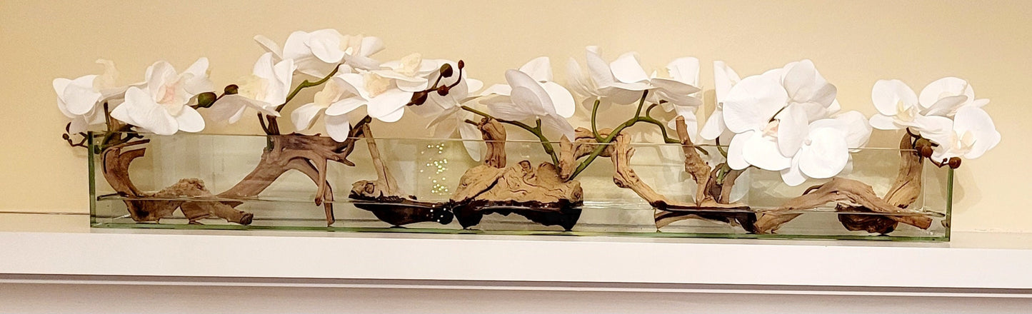 Orchid Centerpiece – Maintenancefree Silk Flowers in Elegant Glass Vase with Driftwood