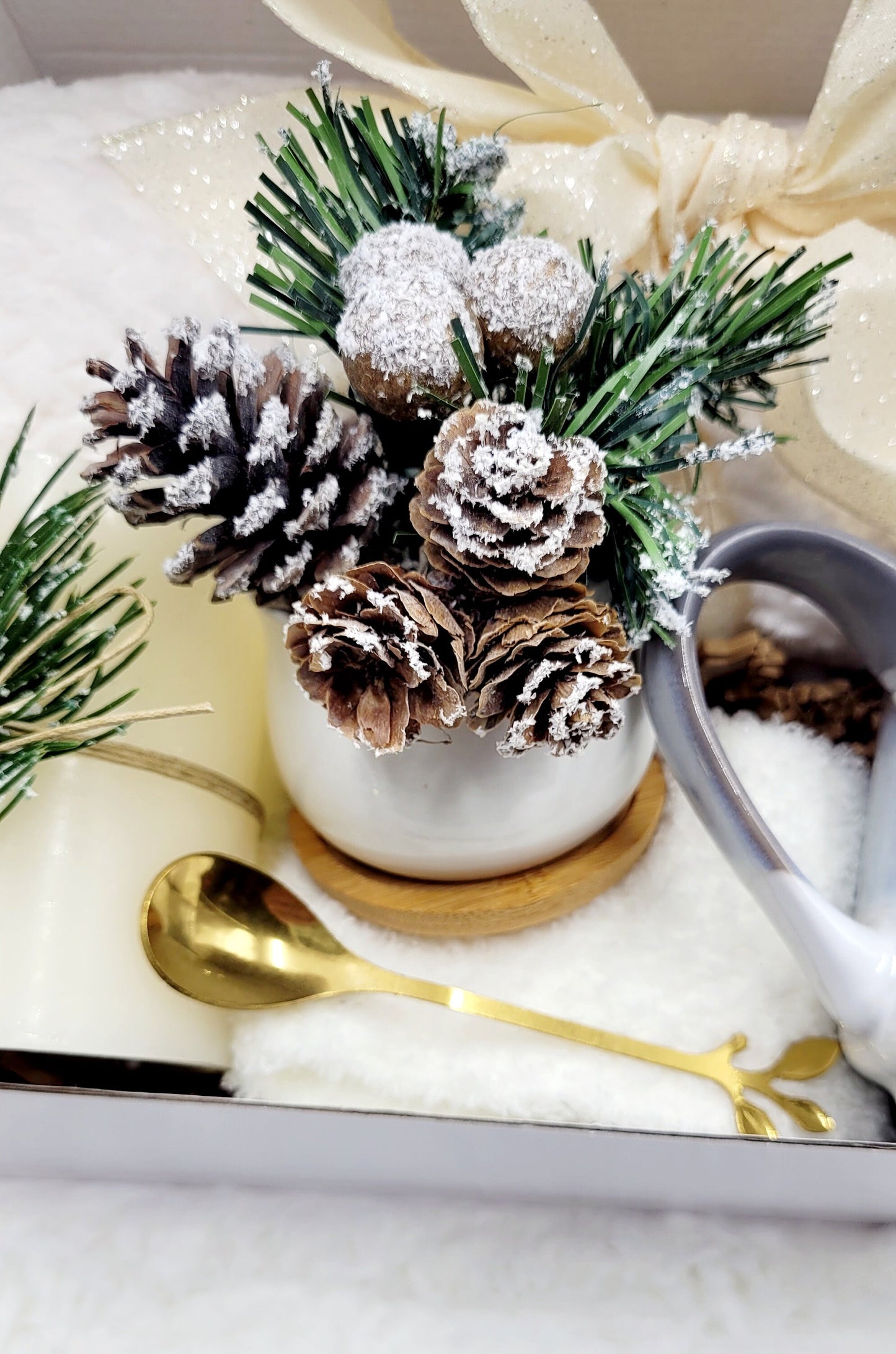 Winter Gift Basket Self Care Package Holiday Gift Box Christmas Care Package for her Gift Box Teacher Gift Basket Mom Best Friend Gift Box