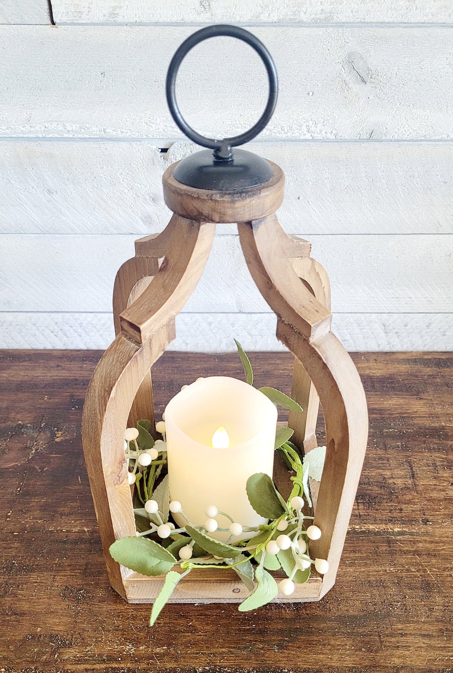 Farmhouse Decor Table Lantern Flameless Candle  Holder Lantern Country Decor Rustic Lantern Lamp  Spring Table Decor Accent Lighting Decor