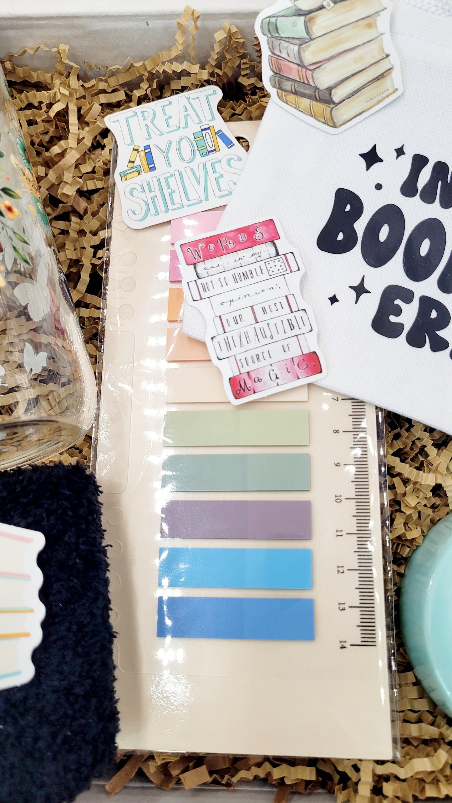 Book lover gift Box bookworm gift book Lover club bookish gift personalized glass cup Libbey cup gift set book accessories gift teen gift