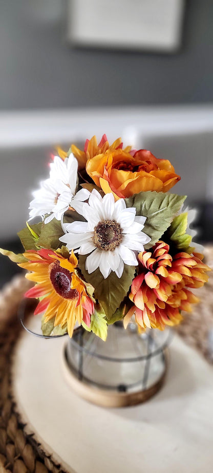 Fall Lantern Decor Fall Farmhouse Decoration Candle Table Centerpiece Flame-less Candle Lighting Fixture Rustic Lantern Table arrangement