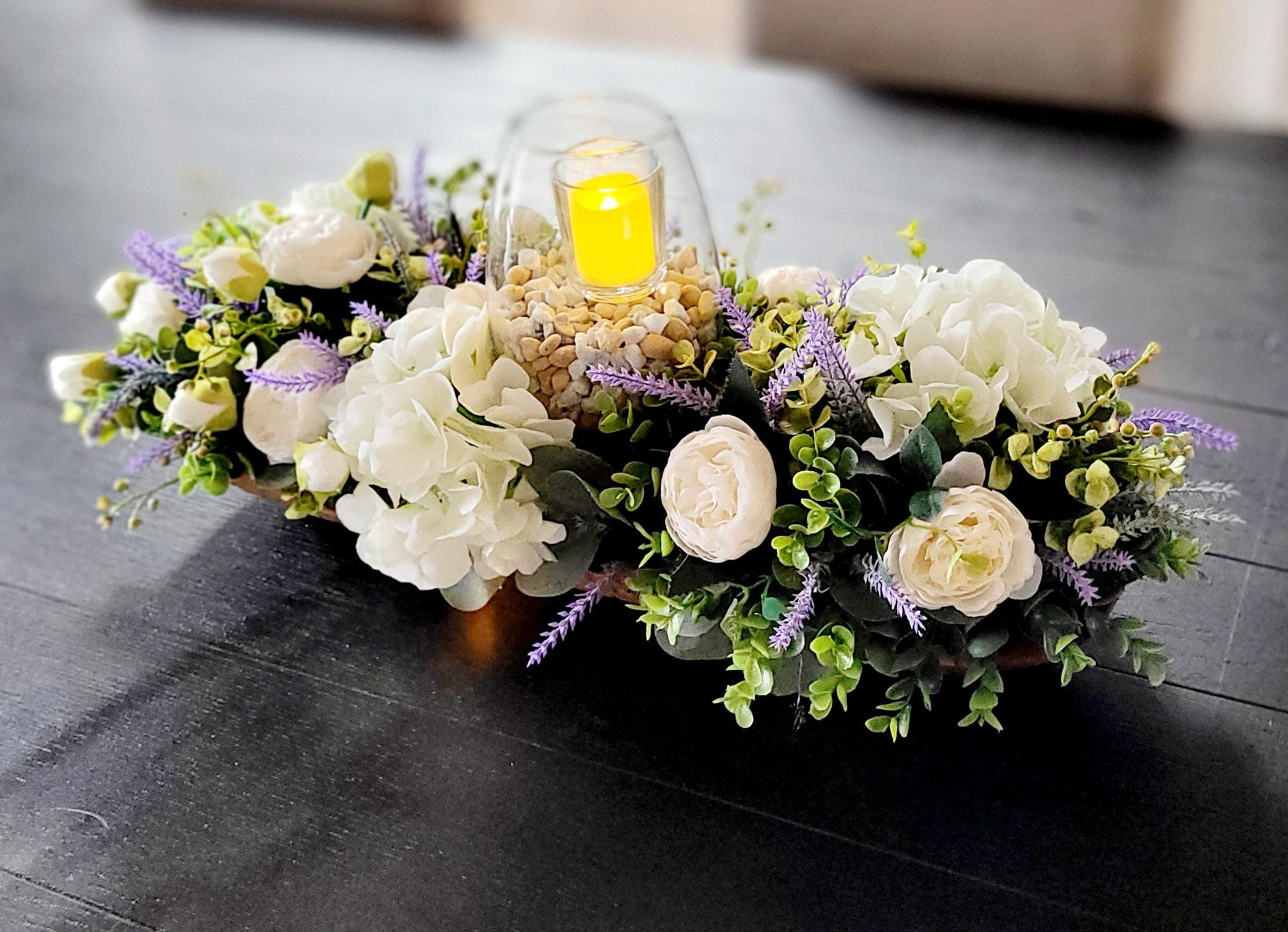 Silk Flower Centerpiece Lavender Wedding Decoration Glass Vase Display Romantic Table Setting Artificial Peony Arrangement Wedding Reception Decor Elegant Floral Design Hydrangea Accent Pieces Driftwood Details Beautiful Table Centerpiece