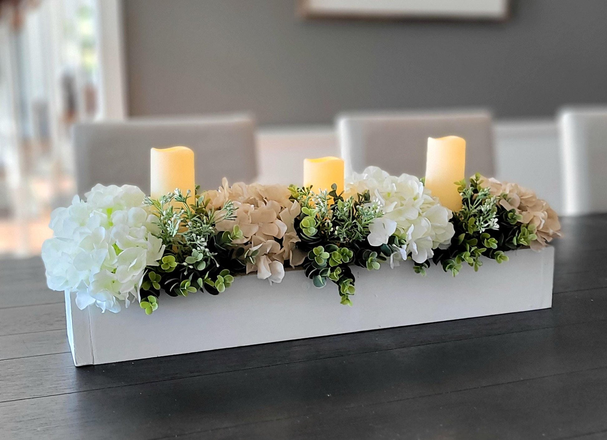 Versatile Home Centerpiece Neutral Floral Arrangement Faux Hydrangea Display Dining Table Decoration Artificial Flower Design Battery Candles Included Glass Vase Presentation Perfect Year Round Decor Maintenance Free Beauty Elegant Table