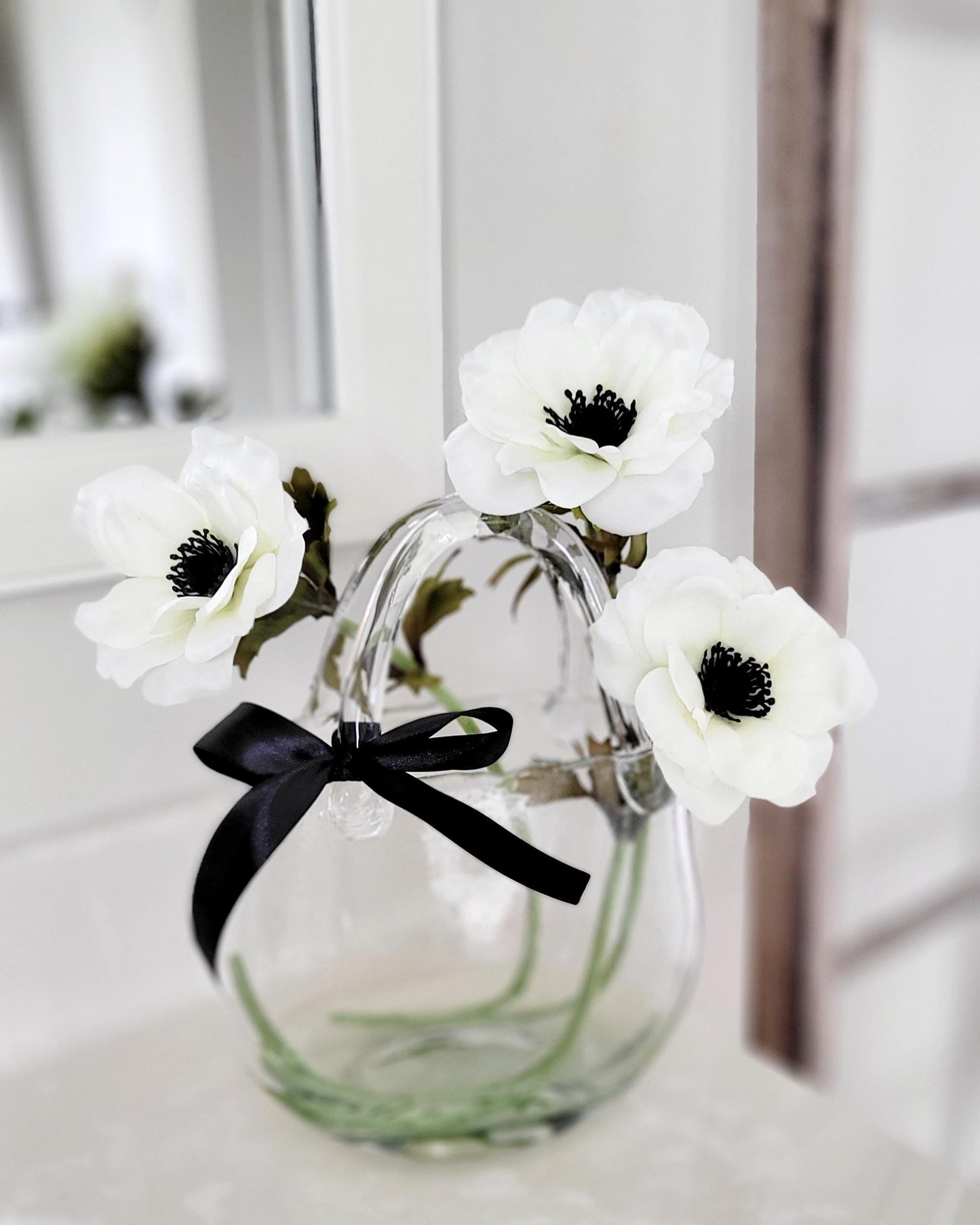Arrangement glass vase table decor wedding floral decor faux silk flower modern arrangement silk faux spring floral in glass vase bedroom