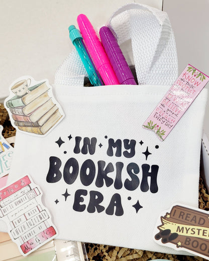 Book lover gift Box bookworm gift book Lover club bookish gift personalized glass cup Libbey cup gift set book accessories gift teen gift