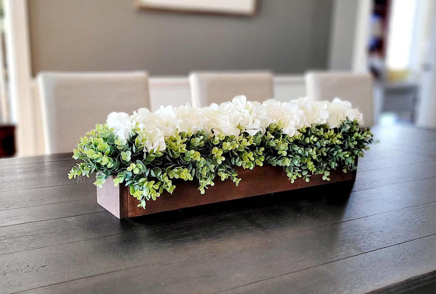 Versatile Home Decor Hydrangea Centerpiece Wooden Box Arrangement Mantle Display Piece Kitchen Island Decoration Dining Table Centerpiece Neutral Flower Collection White Cream Color Palette Farmhouse Style Design Rustic Country Aesthetic