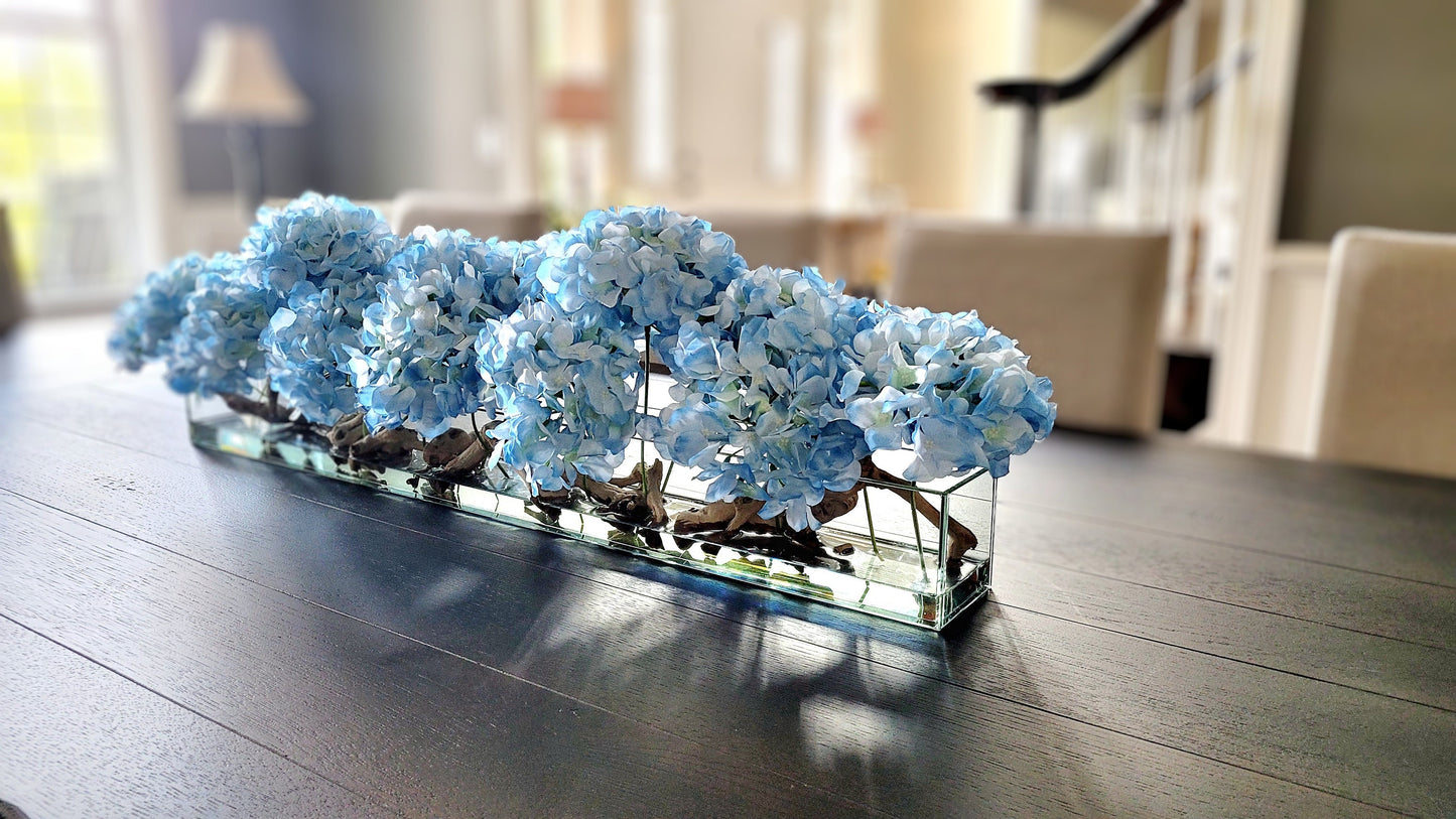 Modern Farmhouse Decor Modern Glass Vase Arrangement Dining Table Contemporary Decor Hydrangea Floral Display Modern Coastal Arrangement