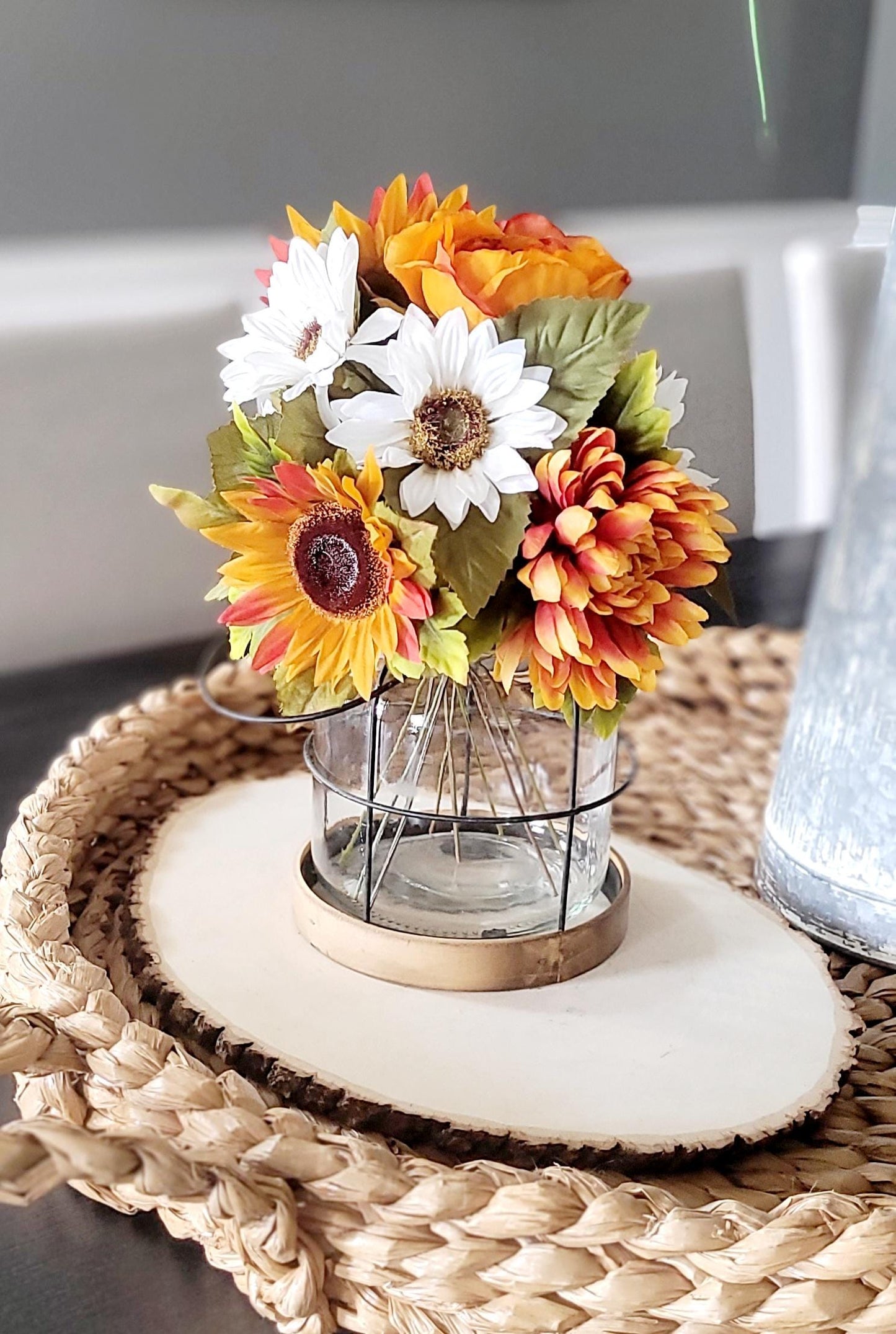 Fall Lantern Decor Fall Farmhouse Decoration Candle Table Centerpiece Flame-less Candle Lighting Fixture Rustic Lantern Table arrangement