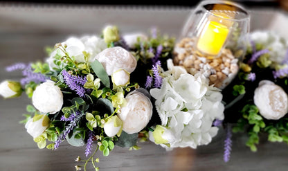 Wedding Table Centerpiece – Romantic Lavender Floral Arrangement with Glass Vase
