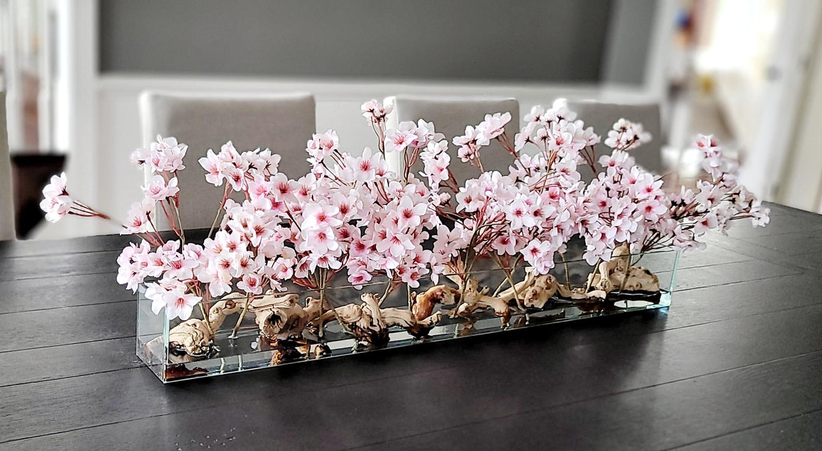 Dining Table Centerpiece – Modern Silk Peony Arrangement in Glass Vase