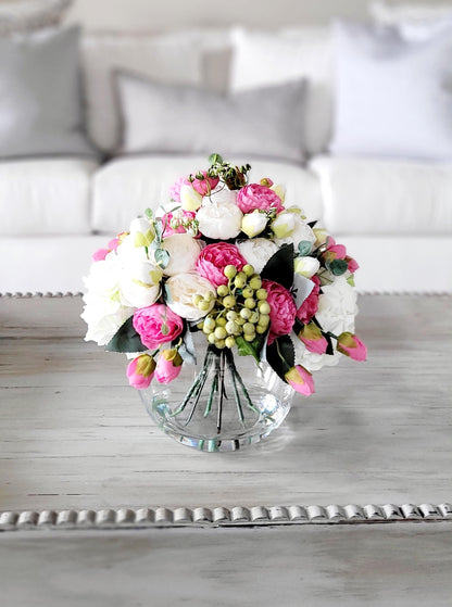 Pink Flower Vase Hot Pink Floral arrangement Pink And White Rose Arrangement Glass Vase Dining Table round glass arrangement modern floral