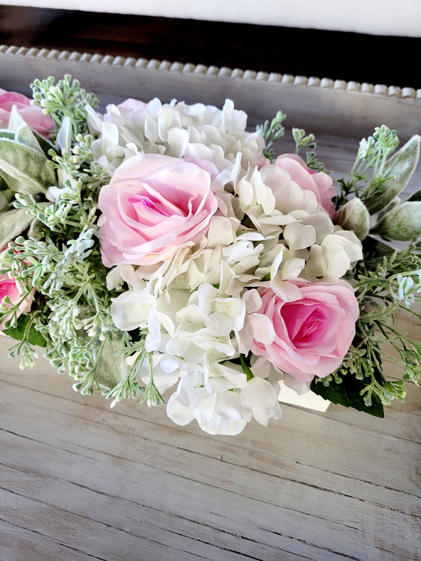 Elegant Table Centerpiece Pink Floral Arrangement Wooden Box Display Dining Room Decoration Rose Hydrangea Collection Realistic Silk Flowers Beautiful Home Accent Spring Design Element Perfect Table Setting Stylish Interior Addition Year