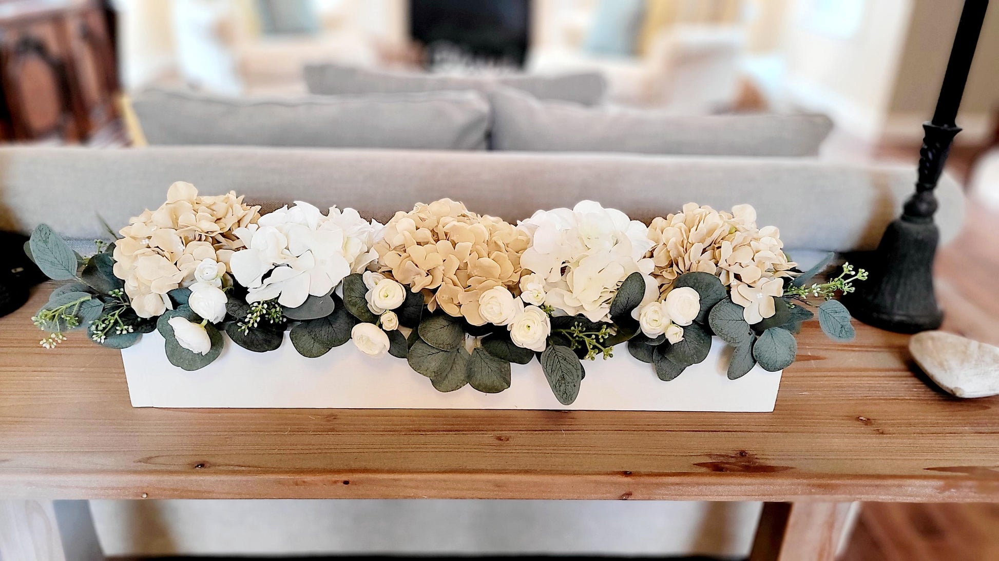 Silk Hydrangea Arrangement Custom Wooden Box Artificial Rose Display Home Decor Centerpiece Elegant Dining Table Decoration Realistic Faux Flowers Eucalyptus Greenery Living Room Accent Mantle Decor Piece Farmhouse Style Design Year Round