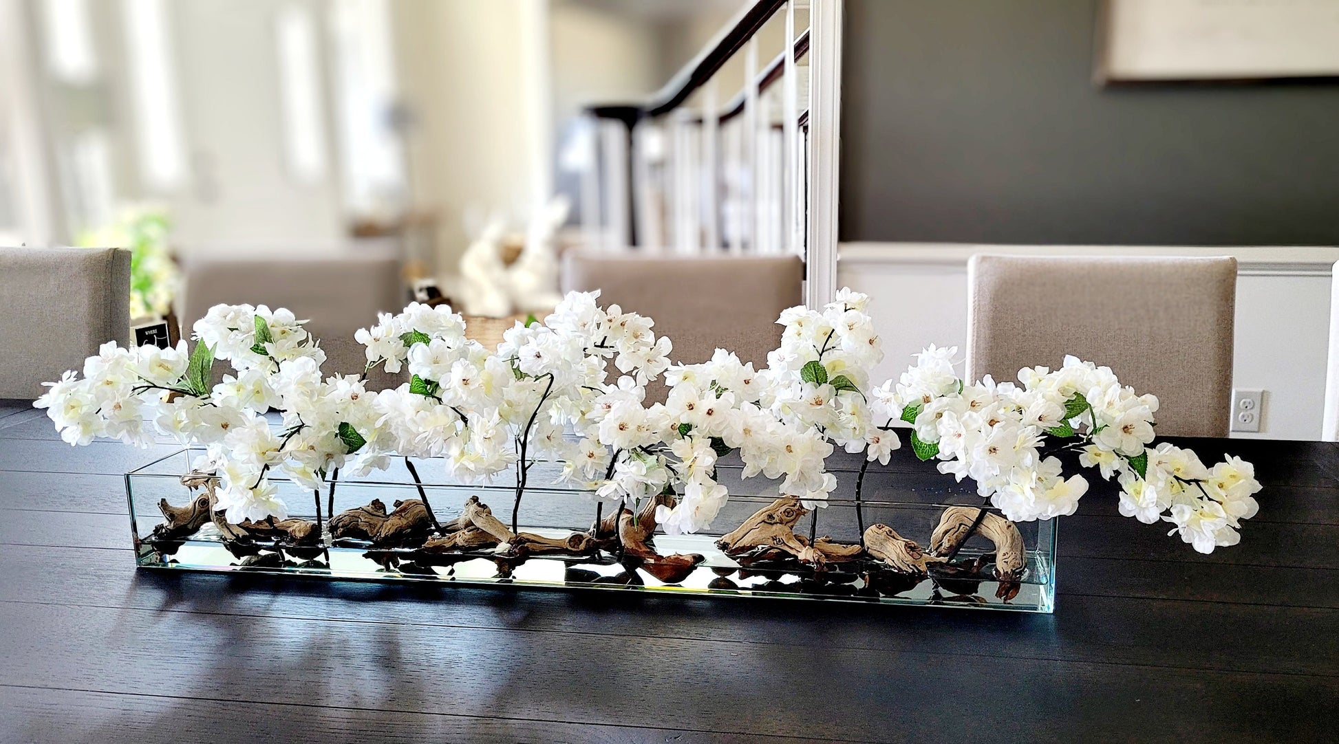 Dining Table Centerpiece Modern Floral Arrangement Elegant Glass Vase Faux Peony Flowers Realistic Looking Blooms Contemporary Home Decor Stylish Table Accent Perfect Dinner Party Decoration Versatile Coffee Table Display Sophisticated