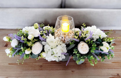 Wedding Table Centerpiece – Romantic Lavender Floral Arrangement with Glass Vase