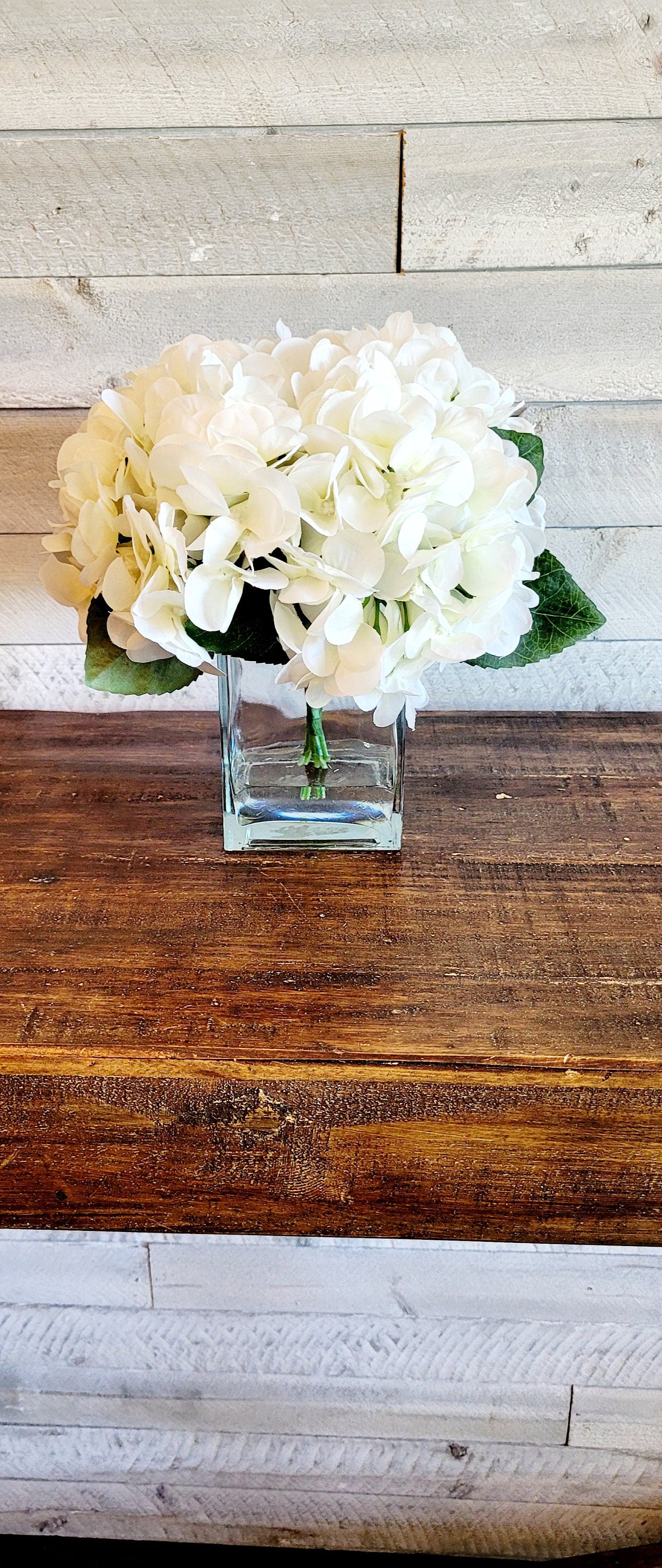 Modern Hydrangea Arrangement in Clear Vase