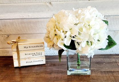 Modern Hydrangea Arrangement in Clear Vase